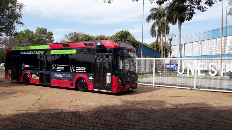 UNESP de Ilha Solteira e Scania realizam testes em ônibus 100% elétrico
