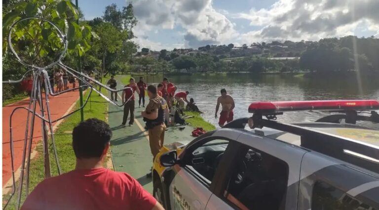 Bombeiros resgatam corpo no lago do Jardim Botânico