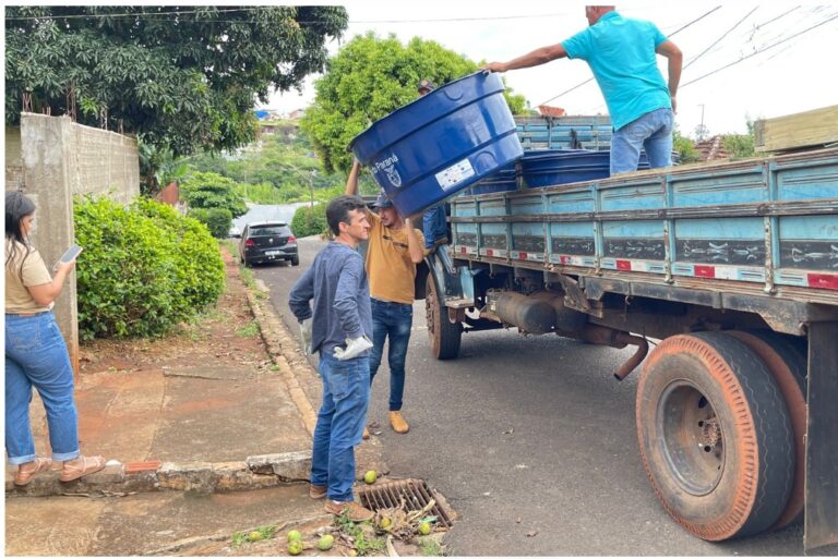 Jandaia do Sul entrega kits do Projeto Caixa D’Água Boa