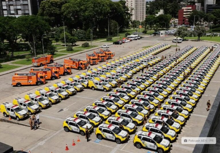Governo do PR entrega 151 veículos para a PM e Defesa Civil