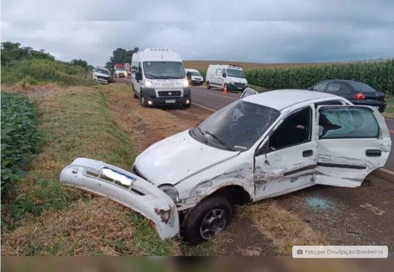 Uma pessoa morre e outras cinco ficam feridas em acidente na PR-272