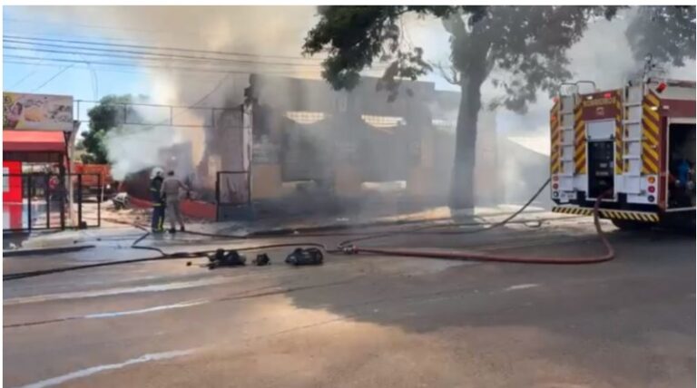 Incêndio destrói borracharia em Marialva