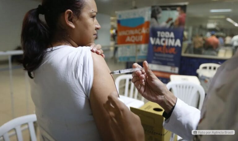 Saúde antecipa vacinação contra gripe após aumento ‘fora de época’