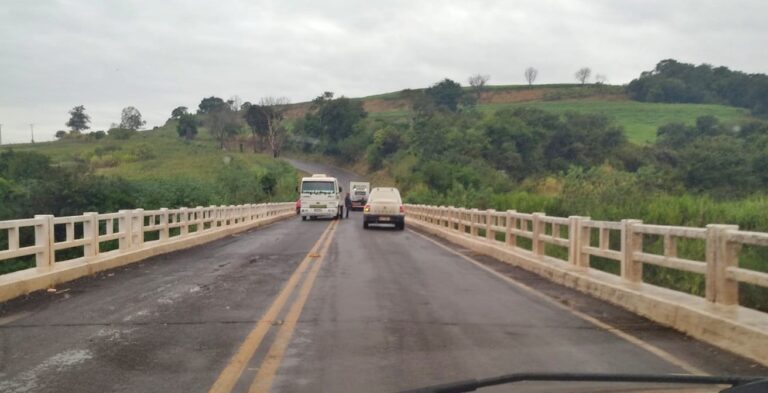 Motoristas já podem trafegar sobre a ponte entre Borrazópolis e Kaloré: obra concluída antes do prazo